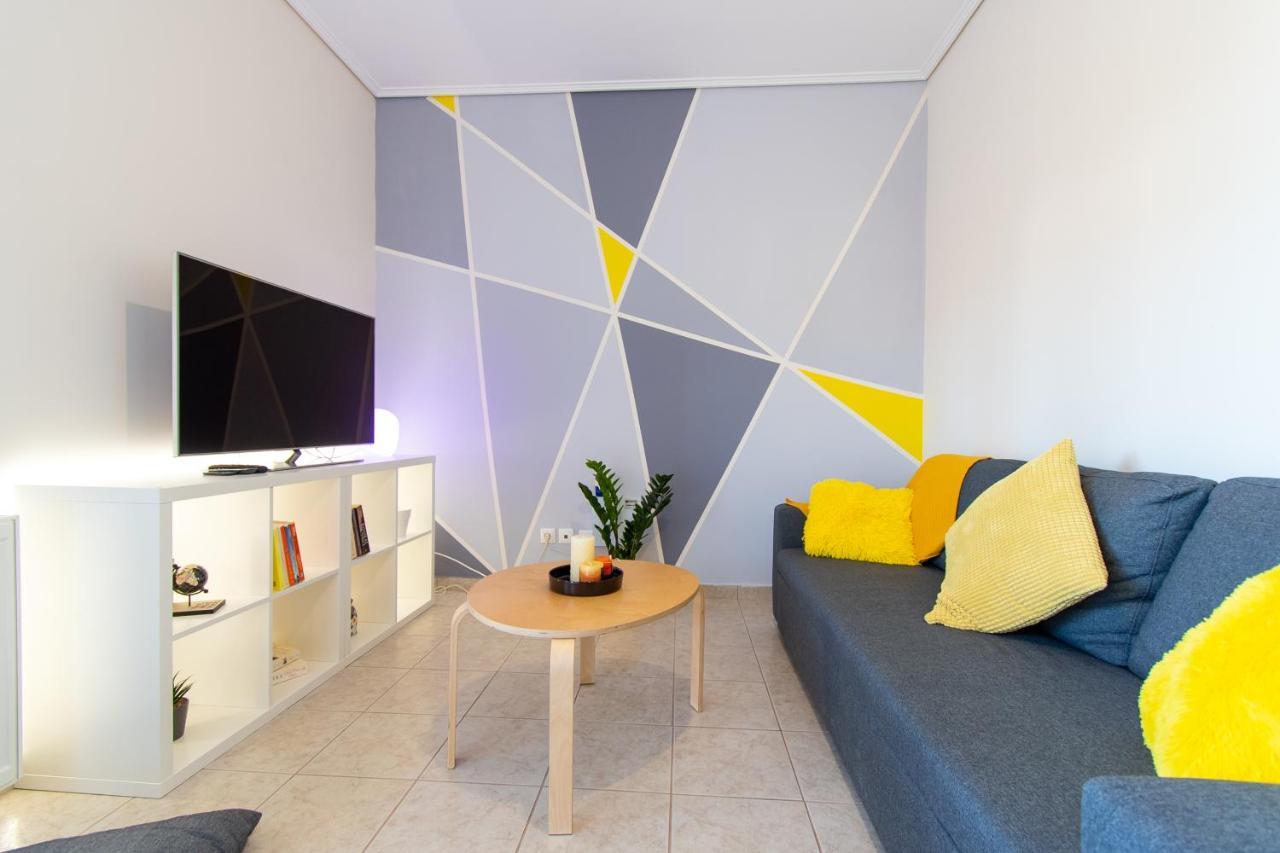 Yelayellow House Near To Airport, Rafina Port And Metropolitan Expo Луца Экстерьер фото