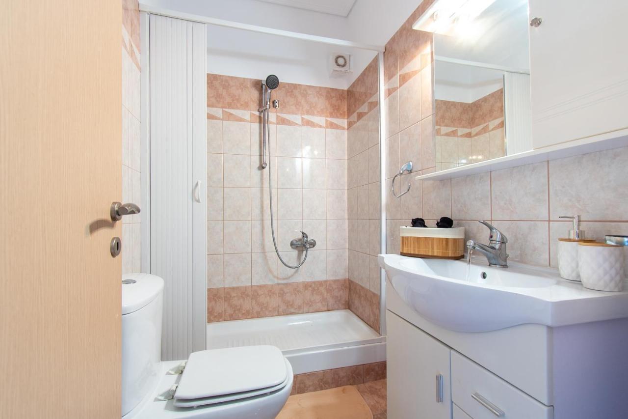 Yelayellow House Near To Airport, Rafina Port And Metropolitan Expo Луца Экстерьер фото