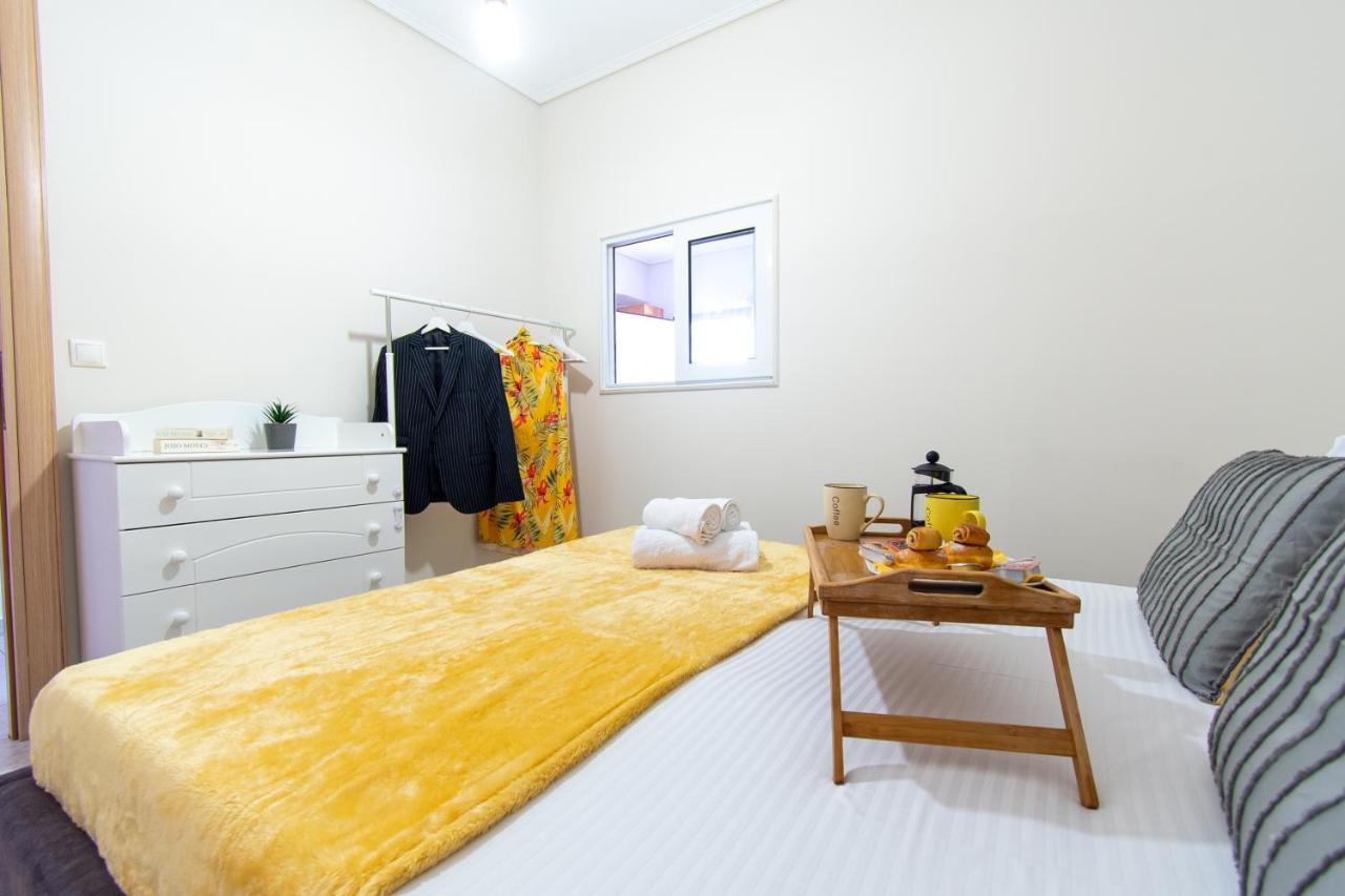 Yelayellow House Near To Airport, Rafina Port And Metropolitan Expo Луца Экстерьер фото